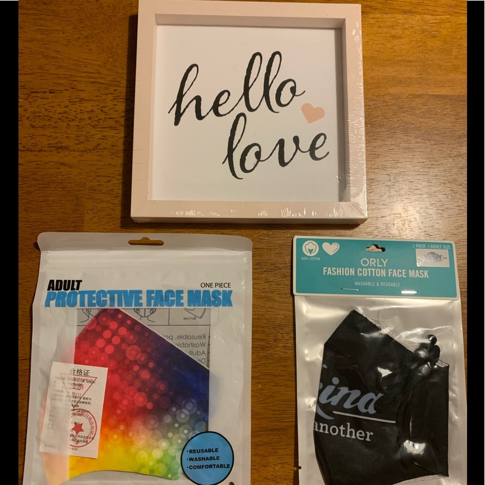 Hello love small picture, 2 Face masks - “Be Kind”